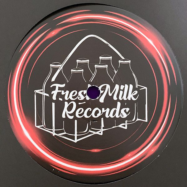 Various - The Essentials EP | Fresh Milk Records (FMR007) - 2 Various - The Essentials EP | Fresh Milk Records (FMR007) - 2