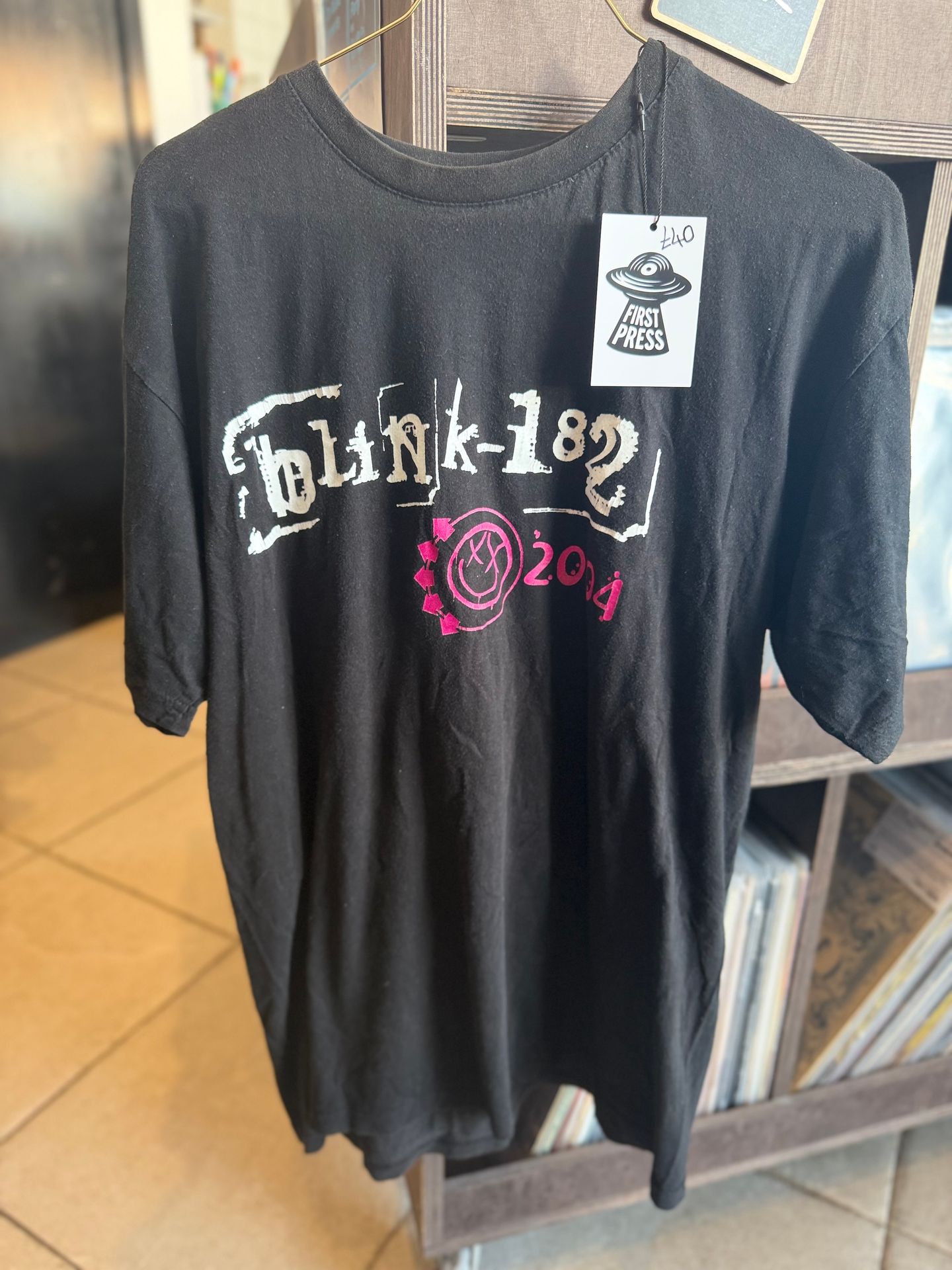 First Press - Blink 182 2004 tour shirt
