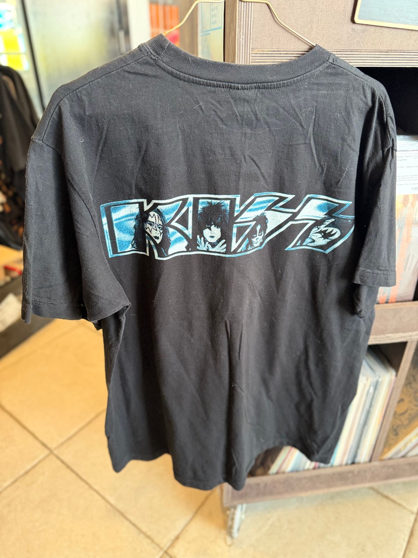 First Press - Kiss Hot in the Shade 00s tour shirt reprint - 3