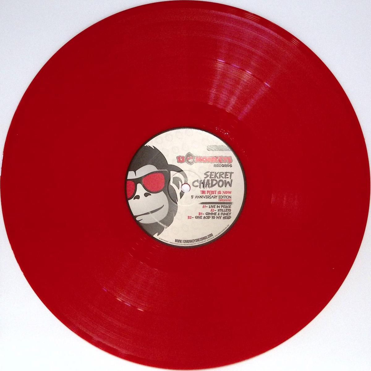 Sekret Chadow - The Past Is Now (5º Anniversary Edition – Remastered) | 13 Monkeys Records (13MRLP001R)