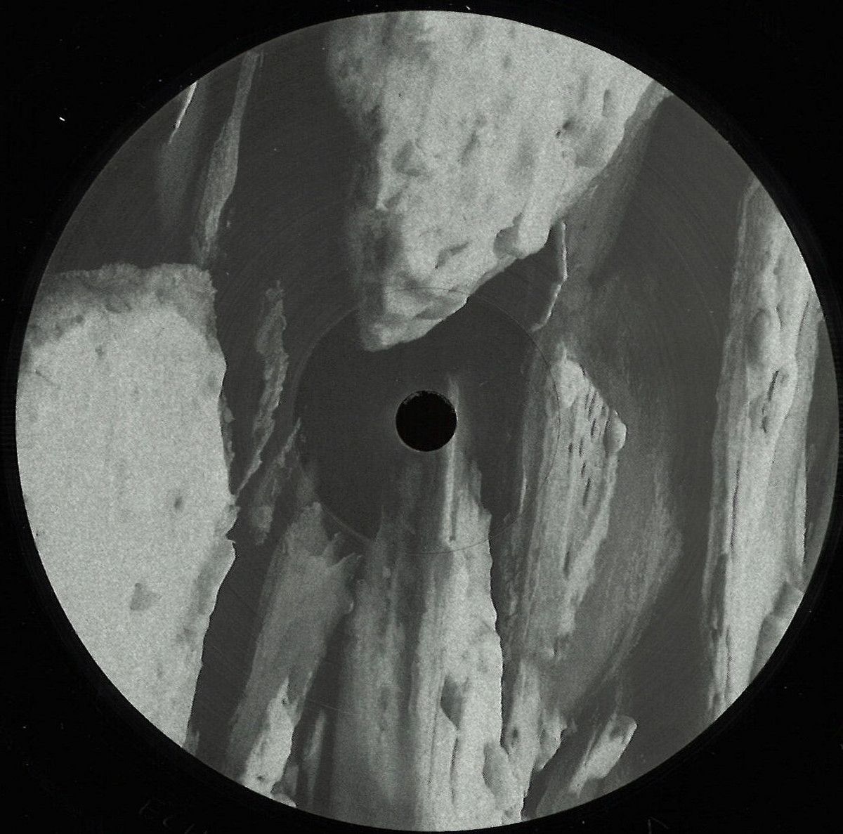 Ywf - Replaced EP | Echocord (ECHOCORD082) Ywf - Replaced EP | Echocord (ECHOCORD082)