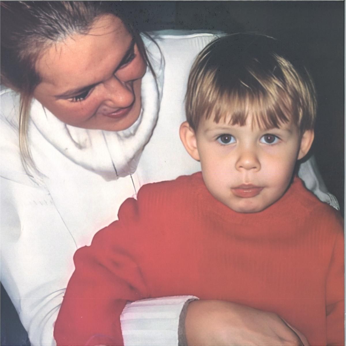 David Jackson - Holding Me | Fragrance Recordings (FRG006) - main David Jackson - Holding Me | Fragrance Recordings (FRG006) - main