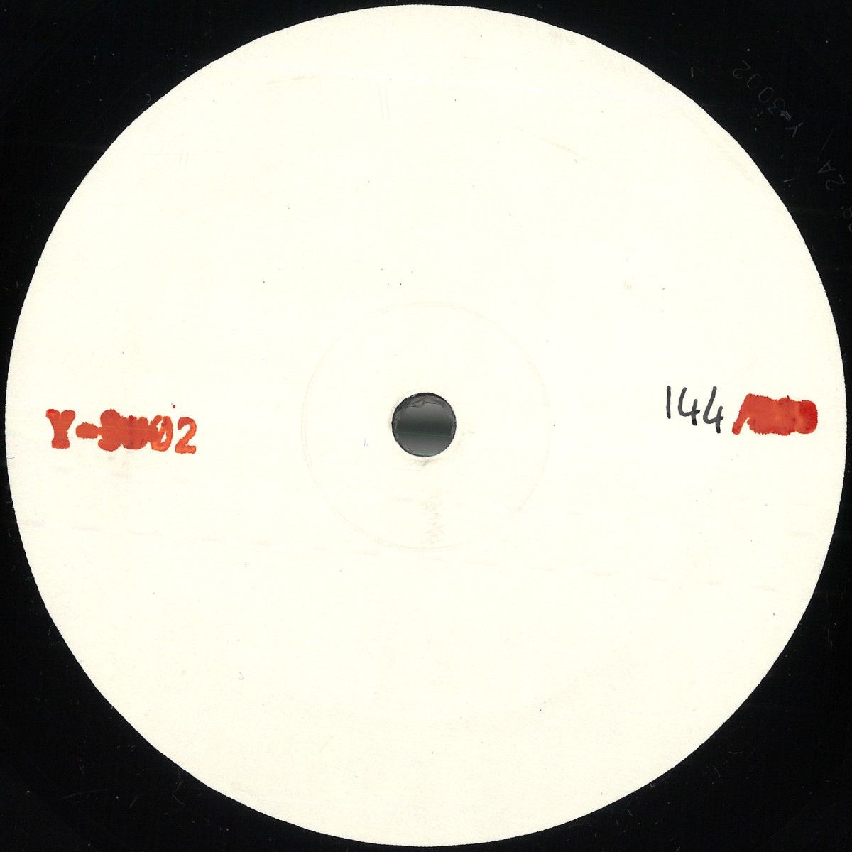 Solitary Dancer - Y-3002 | Y-3000 (Y-3002) Solitary Dancer - Y-3002 | Y-3000 (Y-3002)