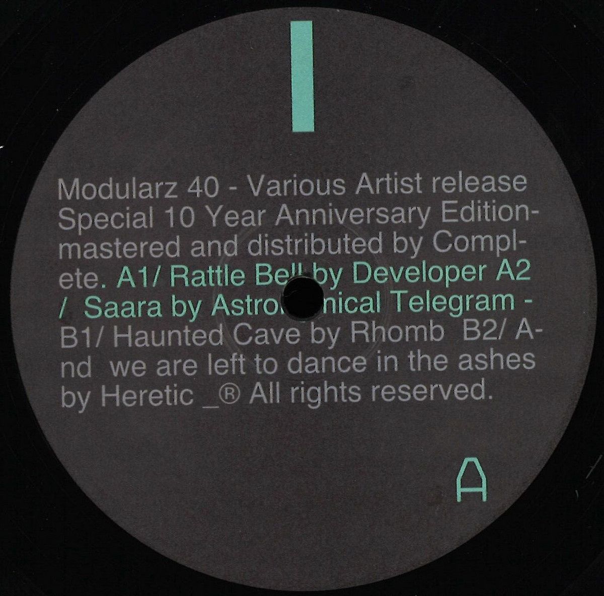 Various - 10 Year Anniversary Vinyl Edition | Modularz Music (MODULARZ040) Various - 10 Year Anniversary Vinyl Edition | Modularz Music (MODULARZ040)