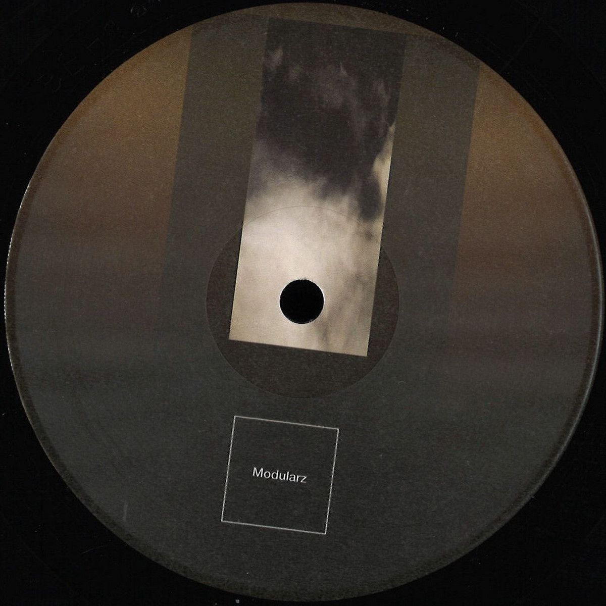 Staffan Linzatti - Every Choice Never Made | Modularz Music (MODULARZ045) Staffan Linzatti - Every Choice Never Made | Modularz Music (MODULARZ045)