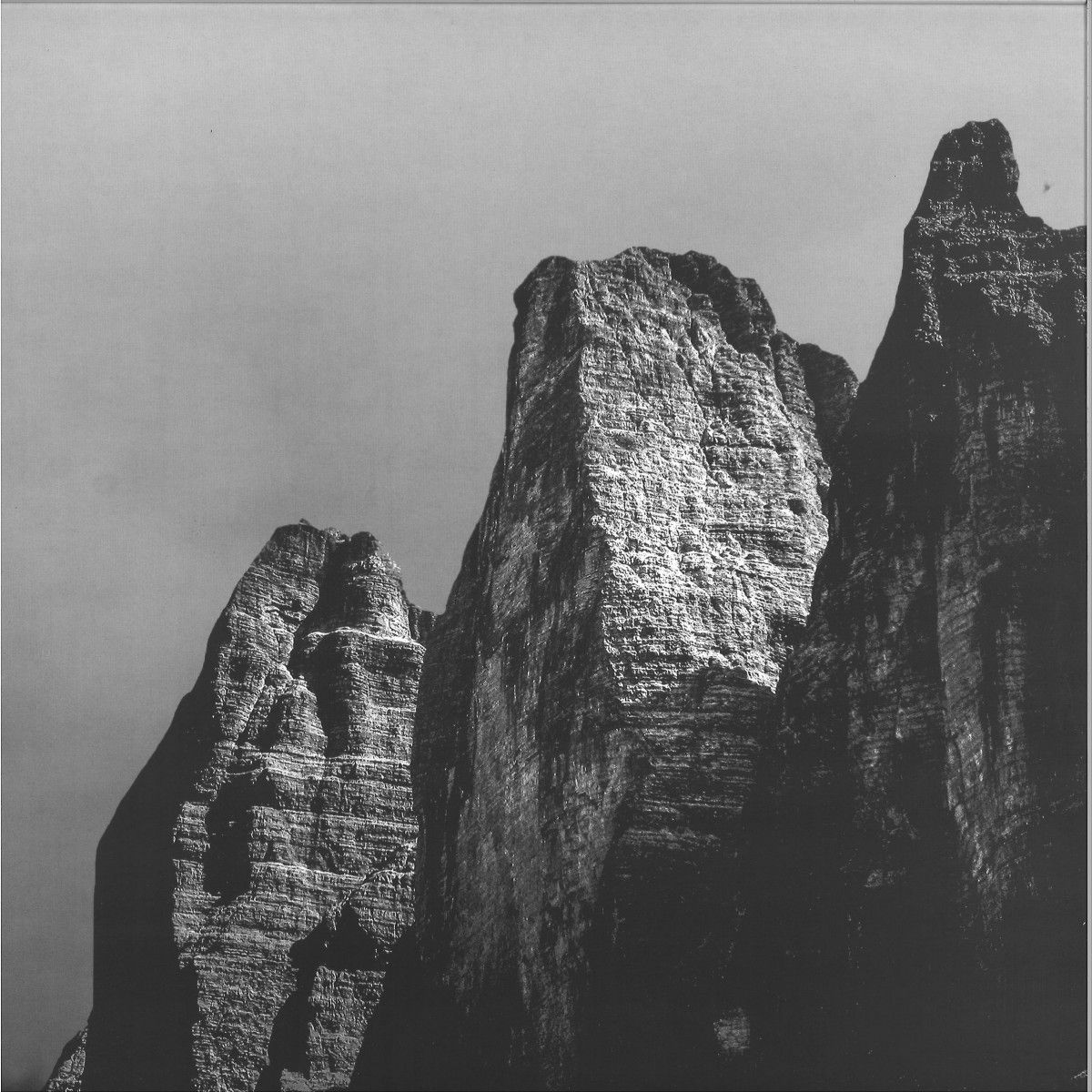 Mari Mattham  &  Michel Lauriola - No Boundaries: Four | Illegal Alien Records (IARLTD023) - main