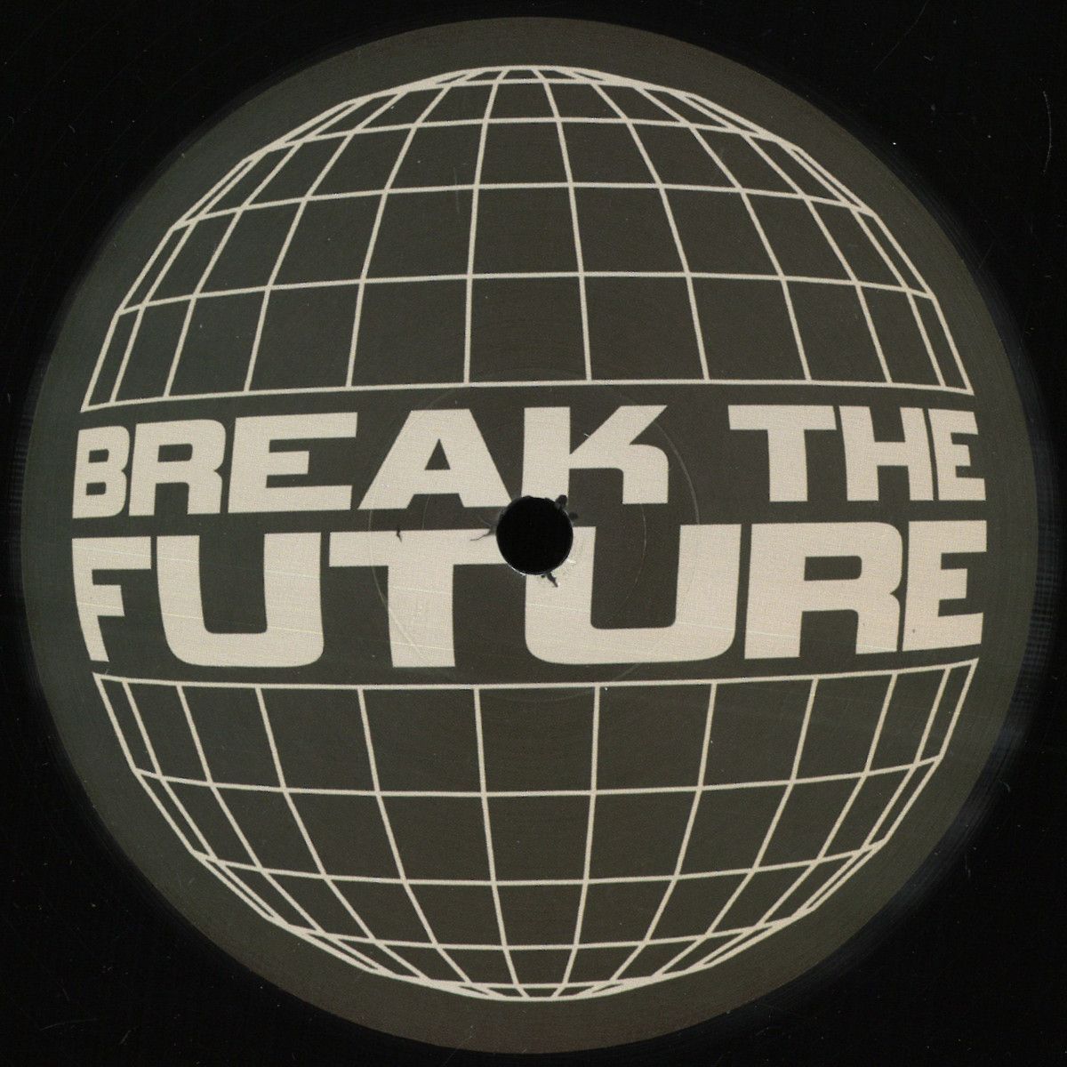 UR2wo - Move Me | Break The Future (BTF001) - main