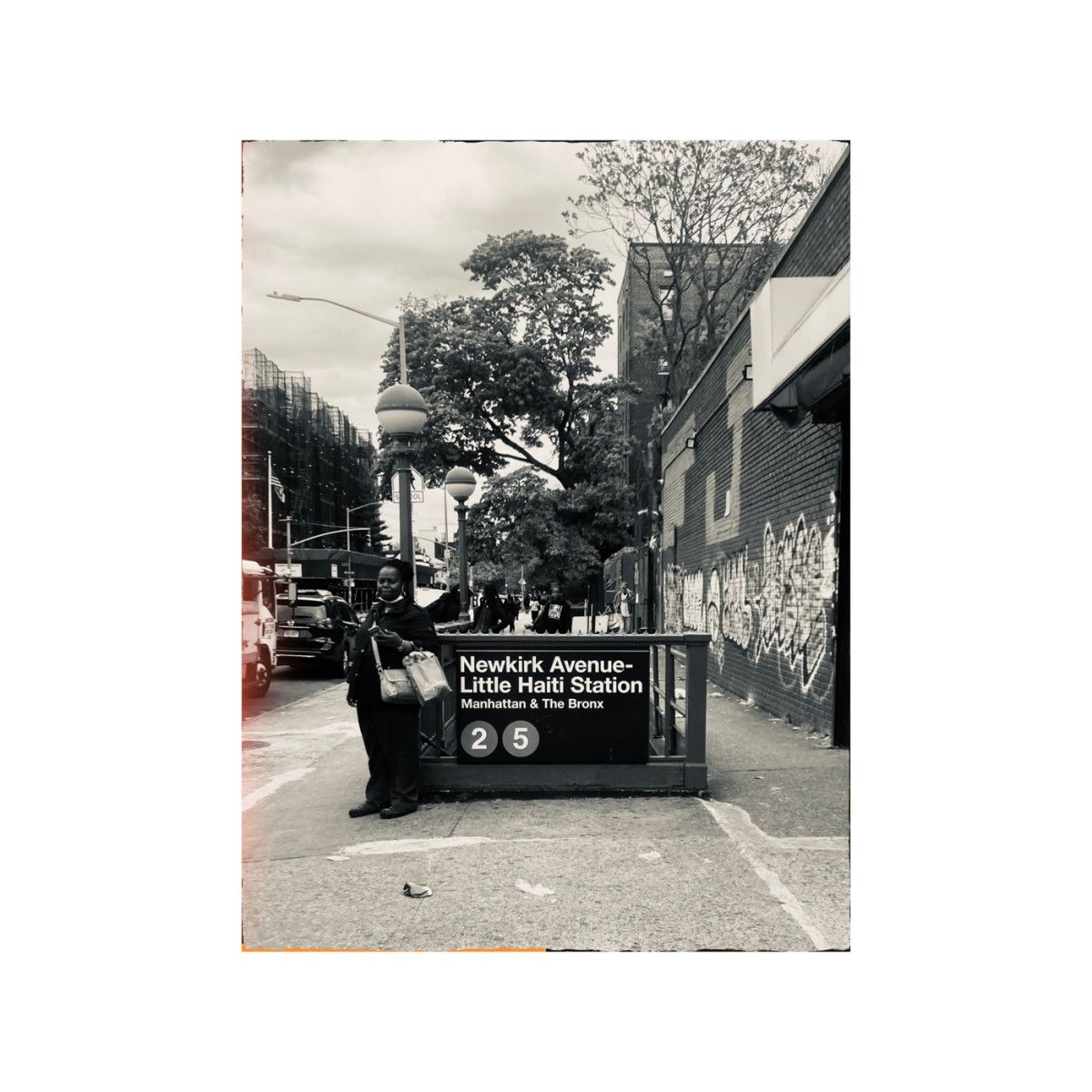 Vous Ecoutez La Voix Du Peuple - The Kreyol Language Pirate Radio Stations of Flatbush, Brooklyn MC | Death Is Not The End (DEATH071) - main