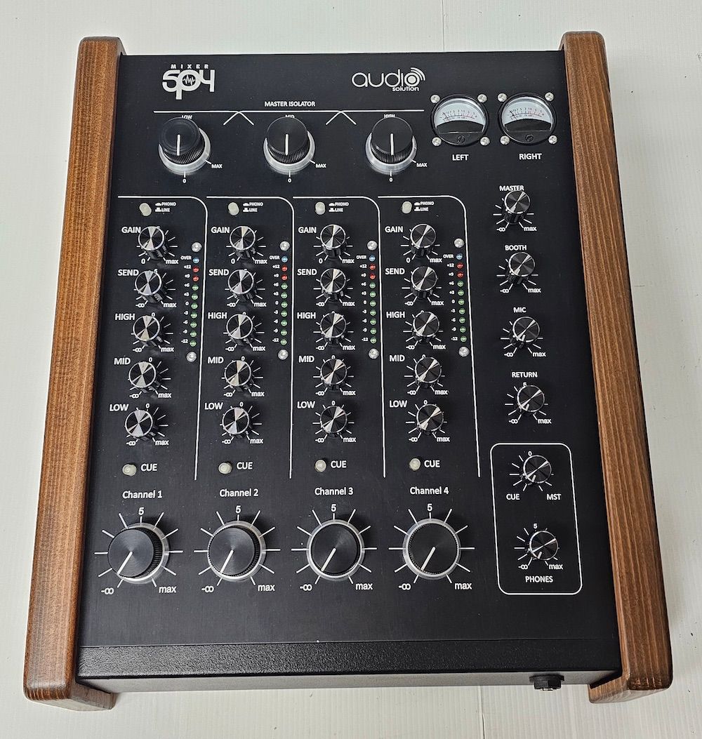 Audio Solution - SP4 4-channel Analog Rotary Mixer