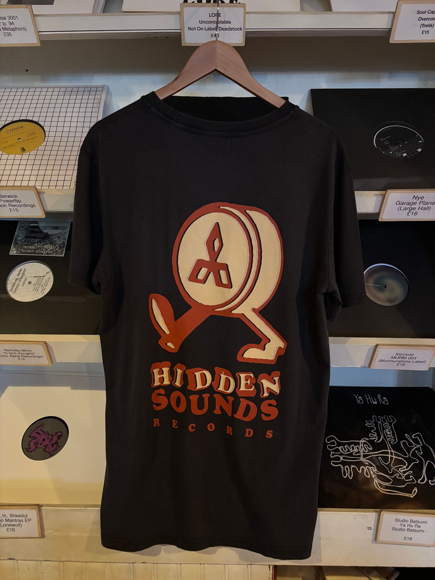 Hidden Sounds Mitsu T-Shirt - M