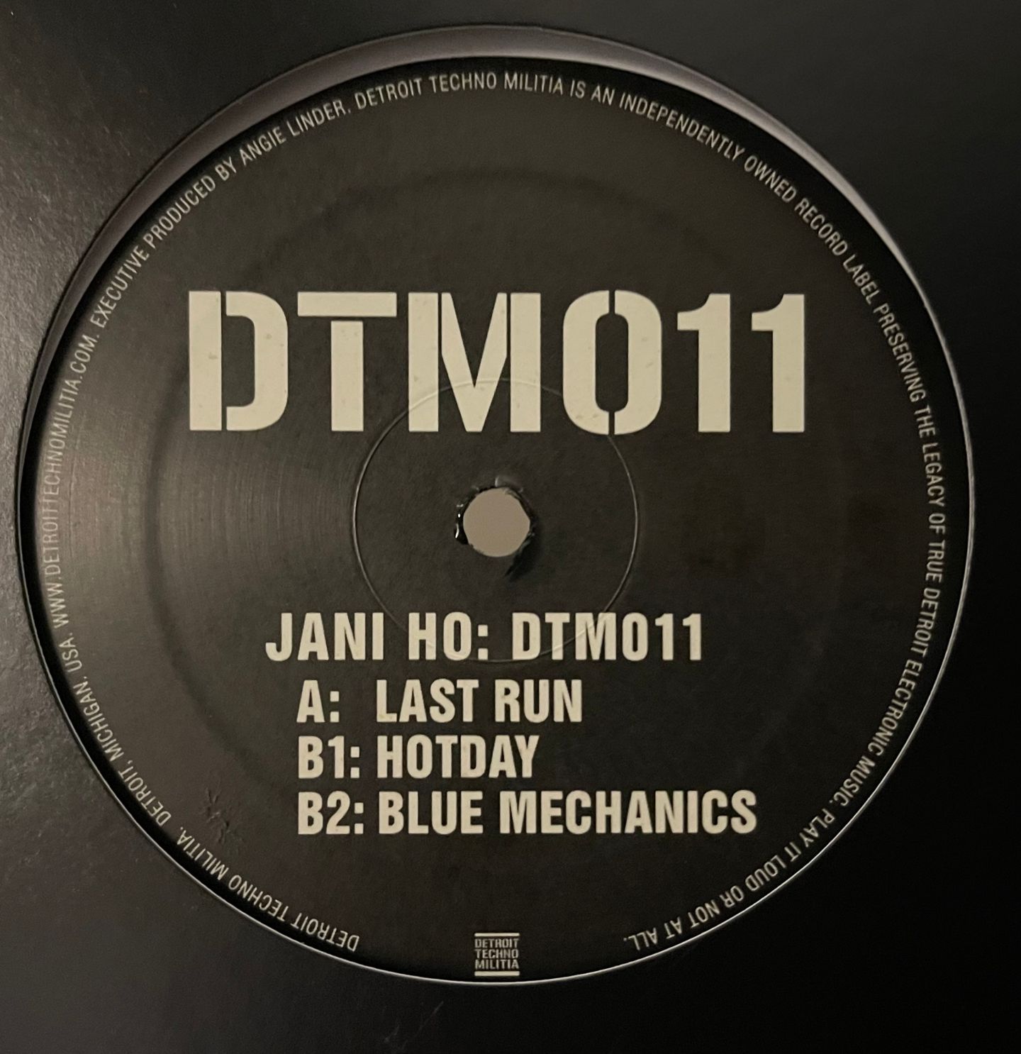 Jani Ho - DTM011 | Detroit Techno Militia ()