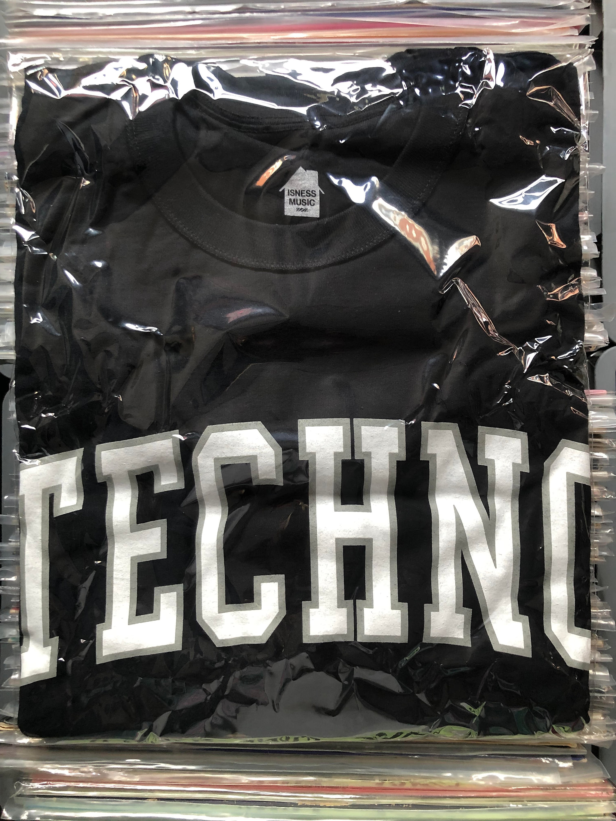 ISNESS MUSIC - TECHNO T-Shirt / BLACK